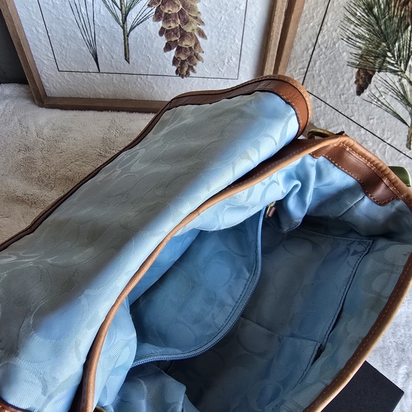 Vintage Coach Legacy Ali 65th Aniversary - Picture 5 of 11